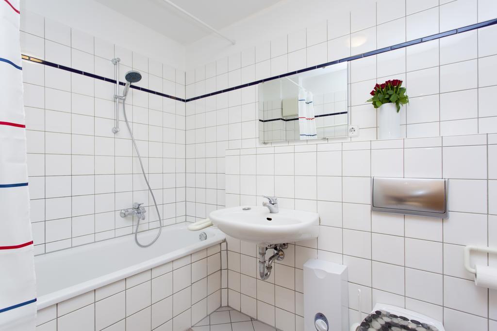 Appartement The Danziger, 2 Unique Lofty Style Units In Prenzlauerberg à Berlin Chambre photo